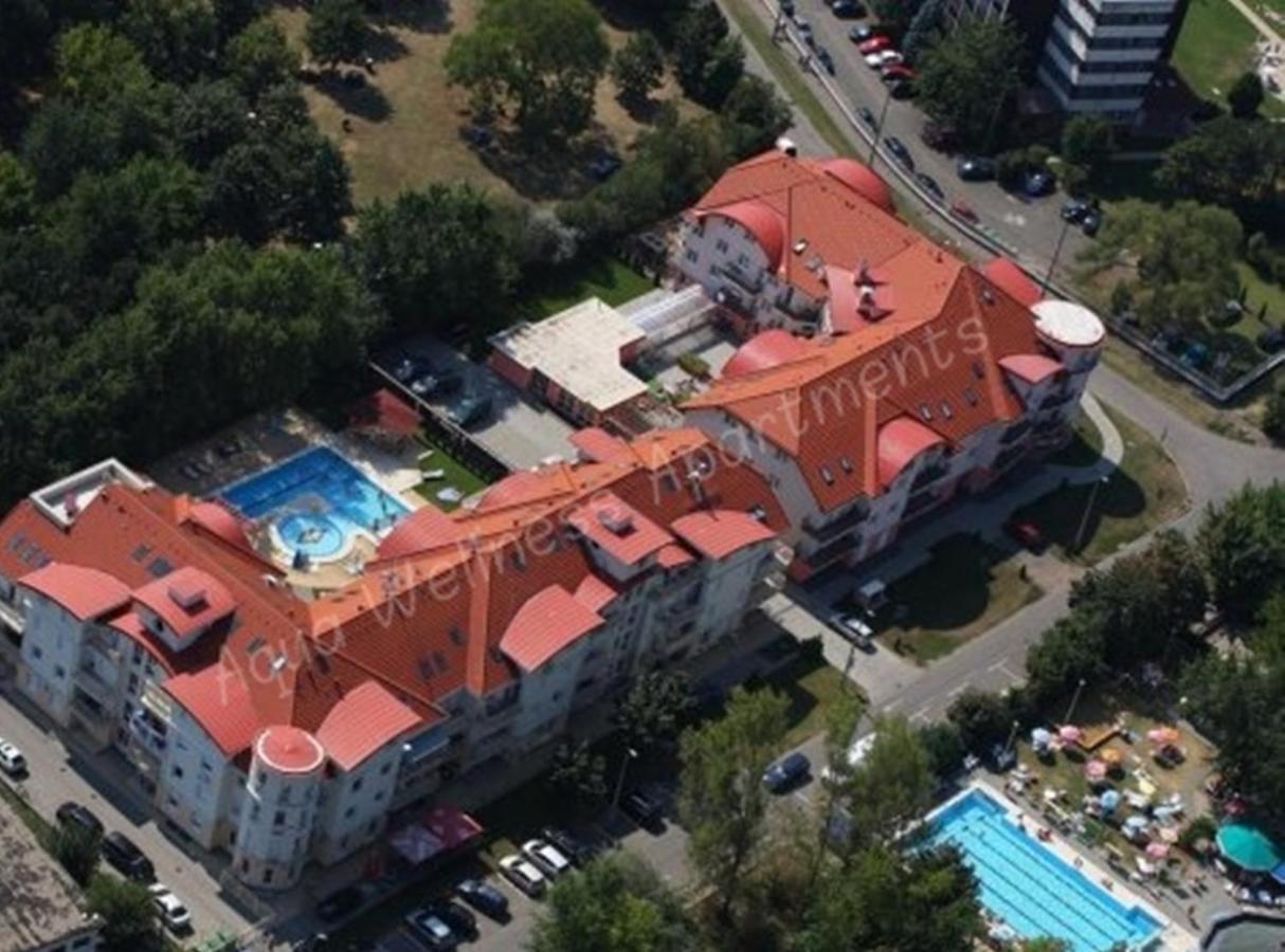 Aqua Wellness Apartments Hajduszoboszlo Exterior foto